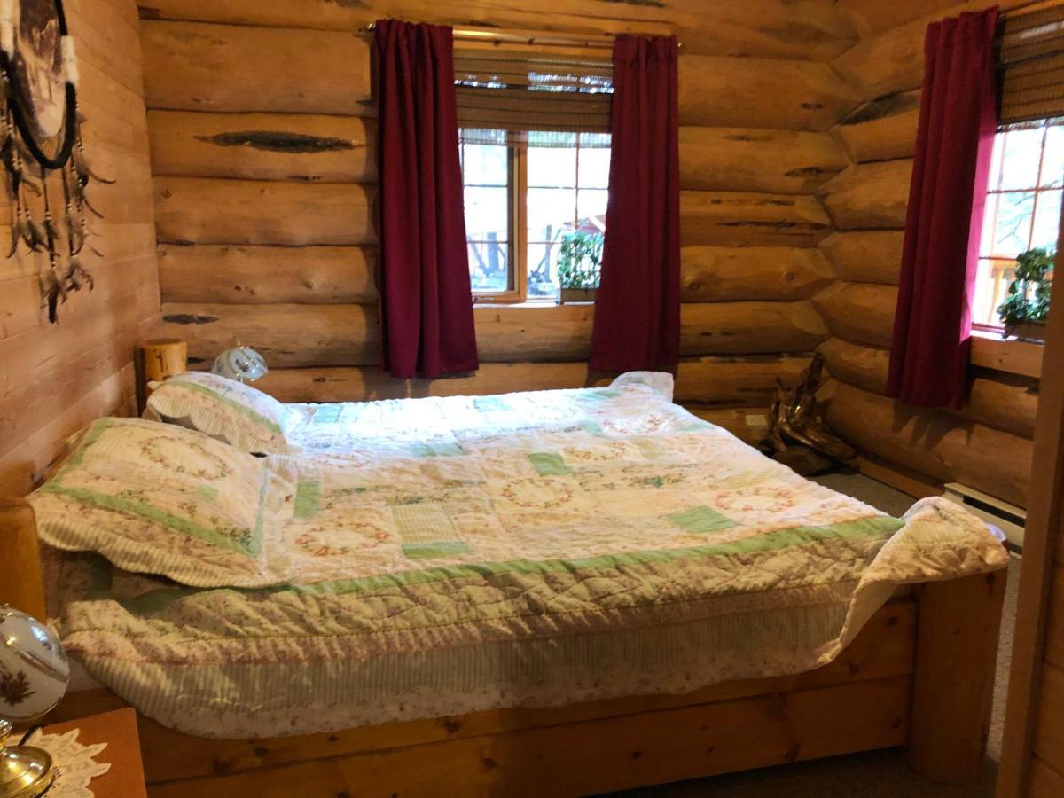 Bridge Lake Beaver Guest Ranch מראה חיצוני תמונה