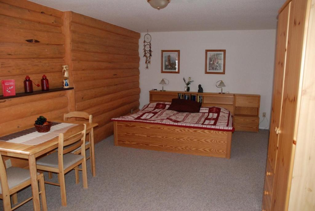 Bridge Lake Beaver Guest Ranch חדר תמונה
